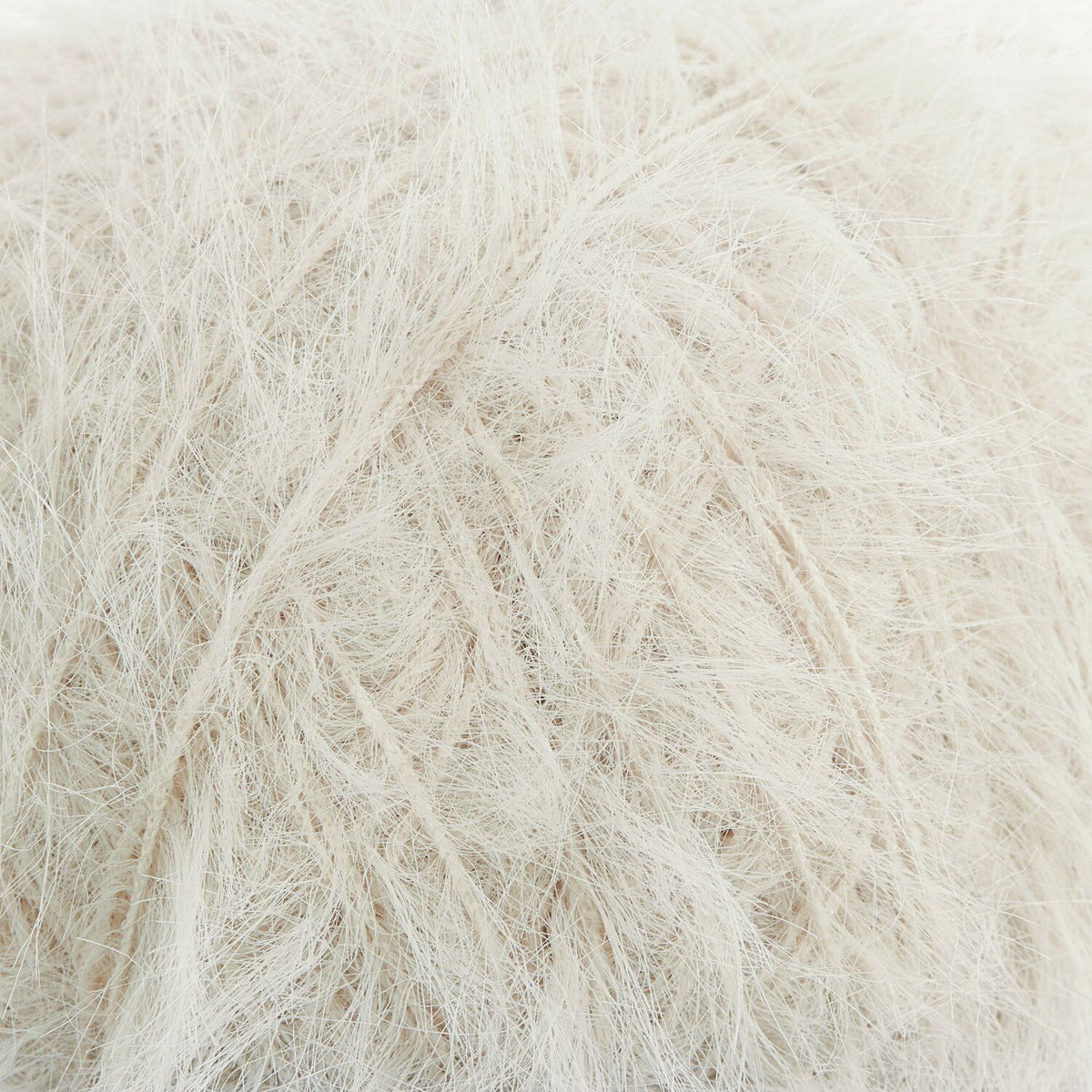 Make it Fur - Taupe - 003