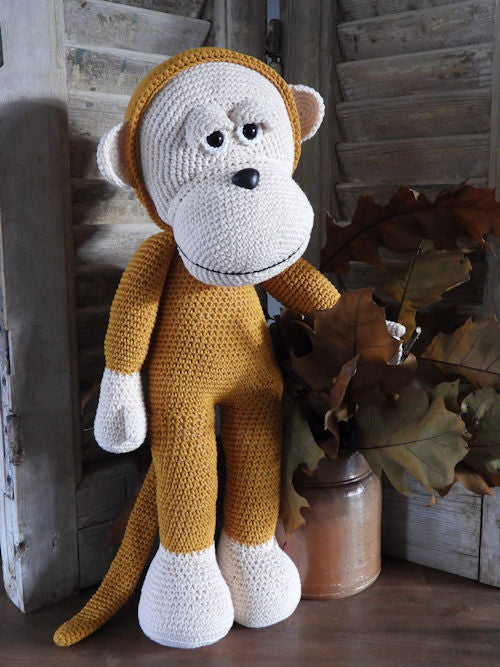 XXL Funny Monkey (staand of zittend) - Curry