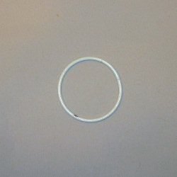 Witte Metalen Ring - 10 cm