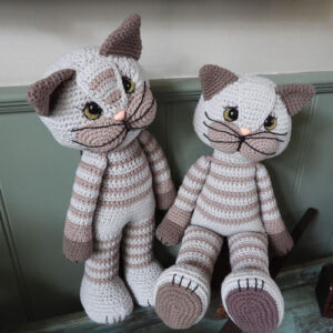 69042-071 Haakpakket XXL Funny Pussycat basic Grijs (staand of zittend)