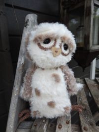 69043-003 Haakpakket Funny Furry Owl Soft lichtbruin