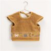 740275.76_AW_1 Rico Design Sleeve Slabbetje met aidaband 40x49 cm - Mosterd