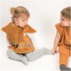 740275.76_AW_4 Rico Design Sleeve Slabbetje met aidaband 40x49 cm - Mosterd
