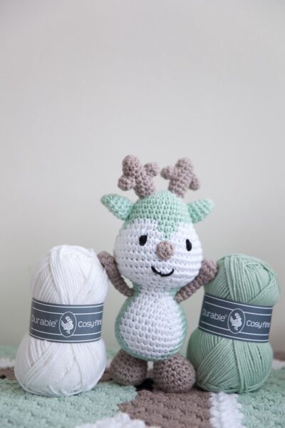 550x825 Haakpakket Den Dennis - Amigurumi afb 3